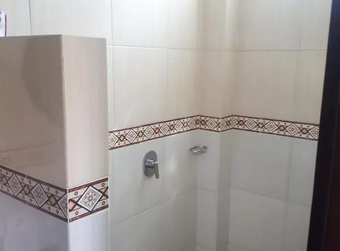 Sarwi Homestay Privatunterkunft *